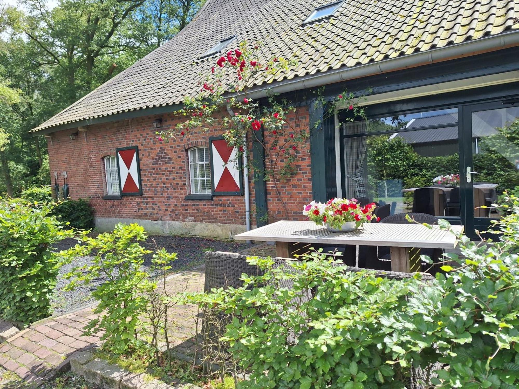 Erve Het Roolvink Boerderij Appartementen 40-50 M2 エンスヘーデ エクステリア 写真